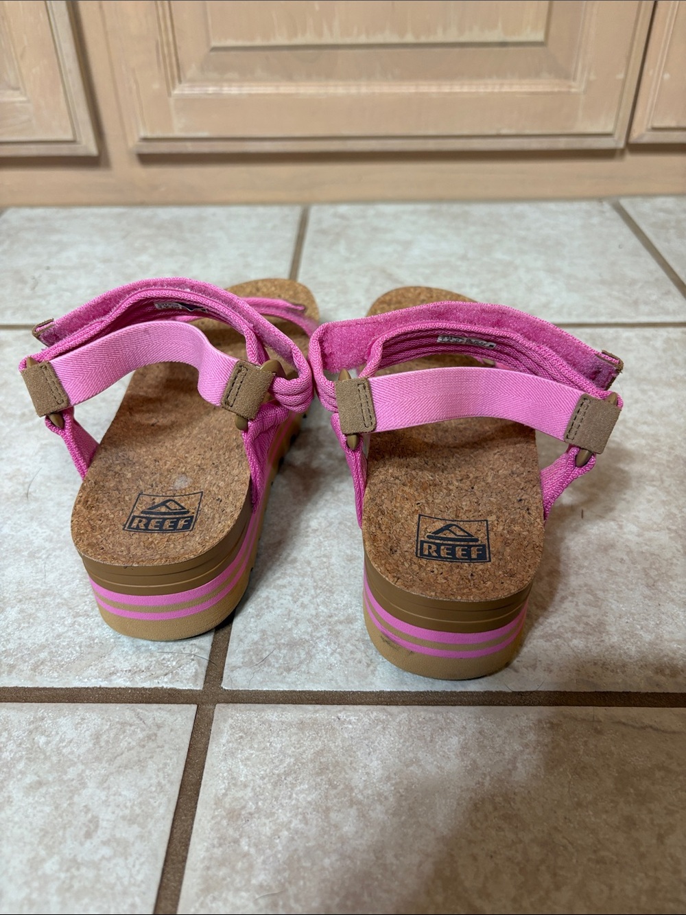 Reef Pink Strap Platform Sandals - Picture 3 of 5